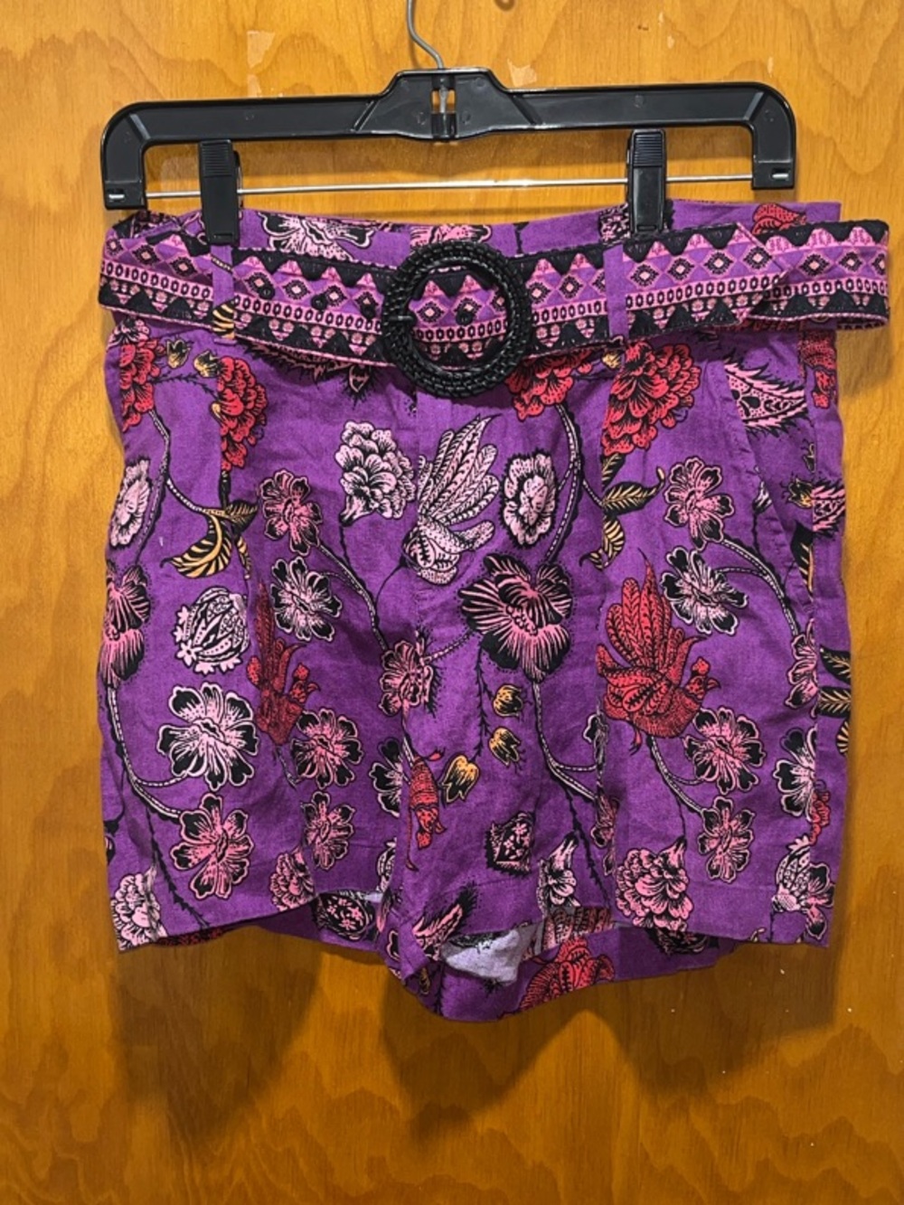 Nicole Miller Purple Floral High-Waist Linen Shorts with Braided Belt